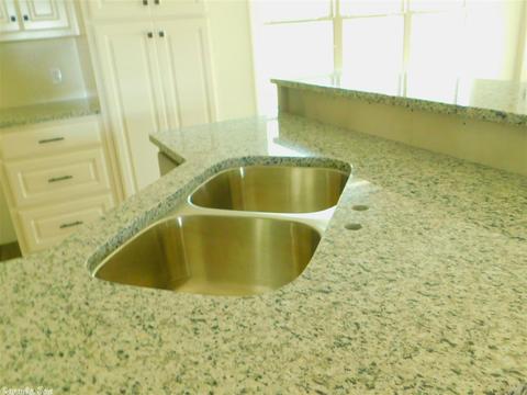 2660 Plateau Dr, Conway, AR 72032 photo 10