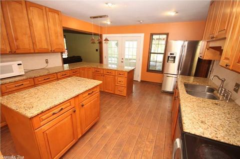 9225 Parson, Benton, AR 72015 photo 5