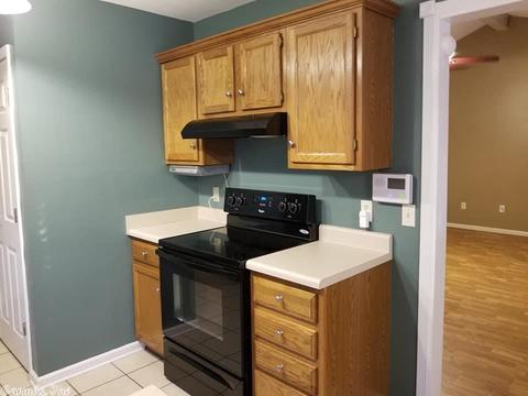 1115 Trenton Dr, Conway, AR 72034 photo 8