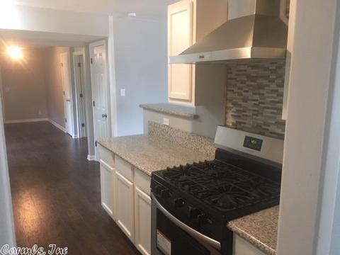 2606 Colonial St, Pine Bluff, AR 71603 photo 4