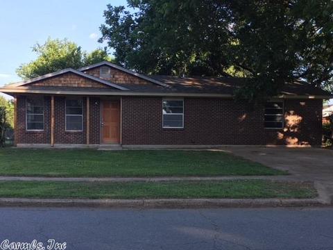2606 Colonial St, Pine Bluff, AR 71603 photo 1
