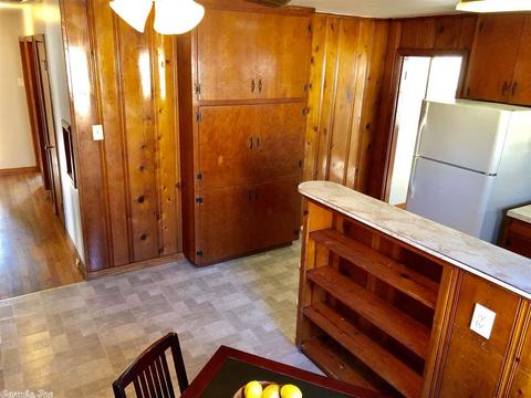 1725 Clifton, Conway, AR 72032 photo 13