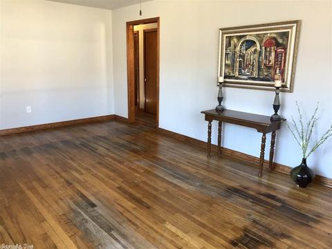 1725 Clifton, Conway, AR 72032 photo 21