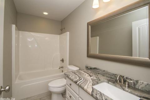 924 Parkside Dr, Redfield, AR 72132 photo 16