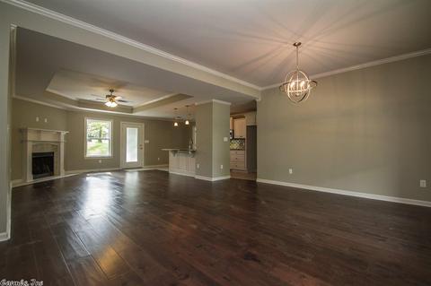 924 Parkside Dr, Redfield, AR 72132 photo 5