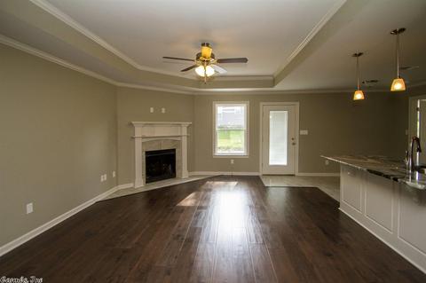 924 Parkside Dr, Redfield, AR 72132 photo 3