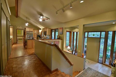 13 Hilton, Conway, AR 72034 photo 11