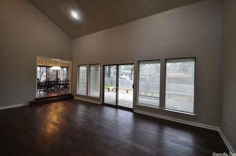 1115 Smithers, Benton, AR 72015 photo 4