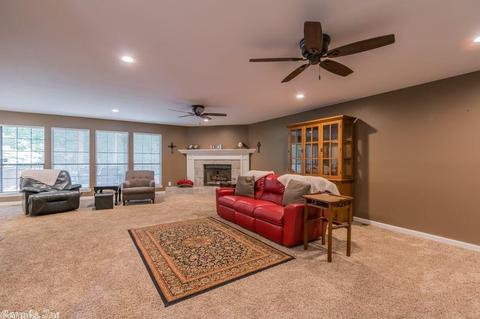 1315 River Oaks Dr, Benton, AR 72019 photo 14