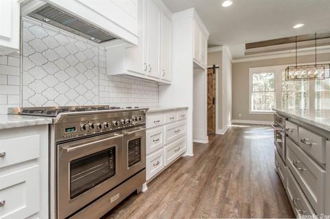 2069 Mohegan Trl, Benton, AR 72019 photo 12