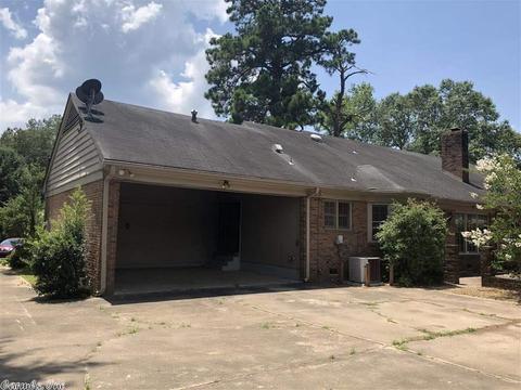 2305 Beau Monde, Pine Bluff, AR 71603 photo 3