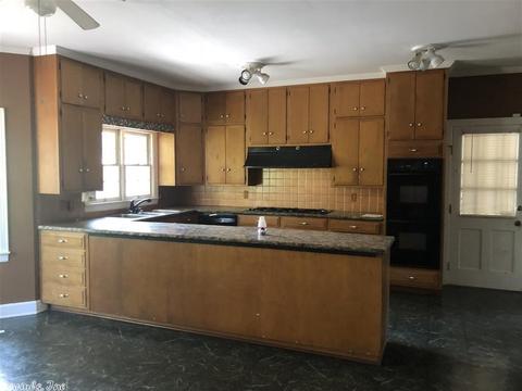 2305 Beau Monde, Pine Bluff, AR 71603 photo 6