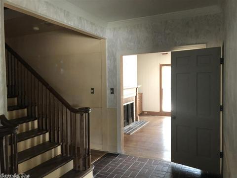 2305 Beau Monde, Pine Bluff, AR 71603 photo 4