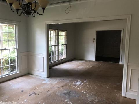 2305 Beau Monde, Pine Bluff, AR 71603 photo 9