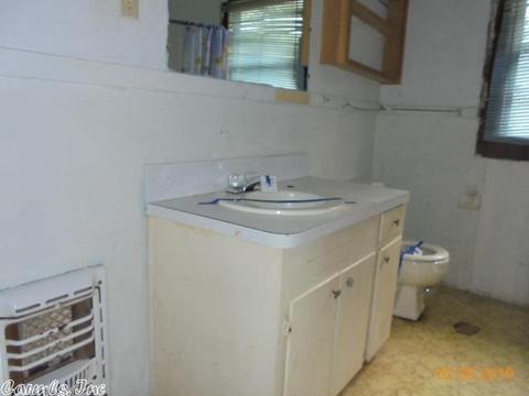 2100 S Linden St, Pine Bluff, AR 71603 photo 17