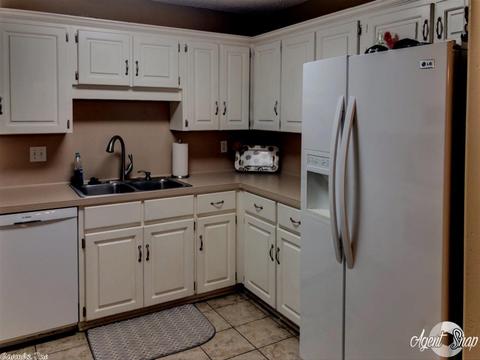 102 Cotton Ln, Lonoke, AR 72086 photo 4