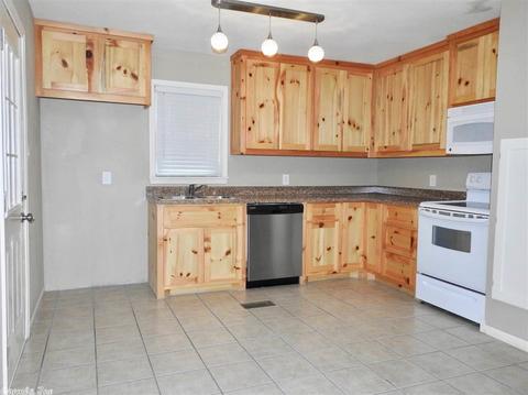 1903 Wright Ave, Benton, AR 72019 photo 3
