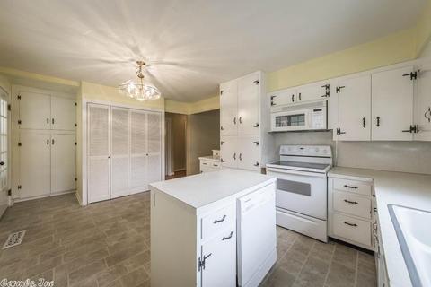 323 E Main St, Cabot, AR 72023 photo 14