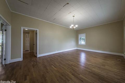 323 E Main St, Cabot, AR 72023 photo 5