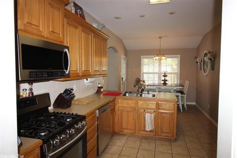 3005 Ozark Dr, Bryant, AR 72022 photo 4