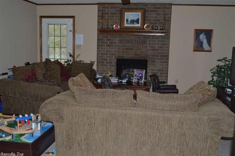 155 Will Wright St, De Queen, AR 71832 photo 3