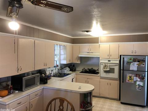 820 Sixth St, De Queen, AR 71832 photo 5