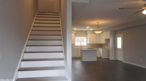 407 Carriage Dr, Benton, AR 72015 photo 5