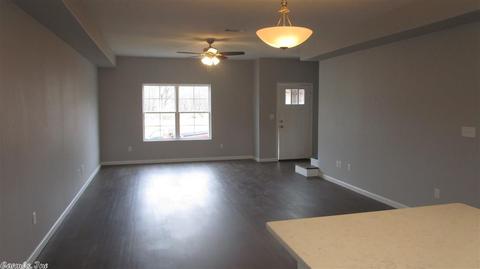 407 Carriage Dr, Benton, AR 72015 photo 3