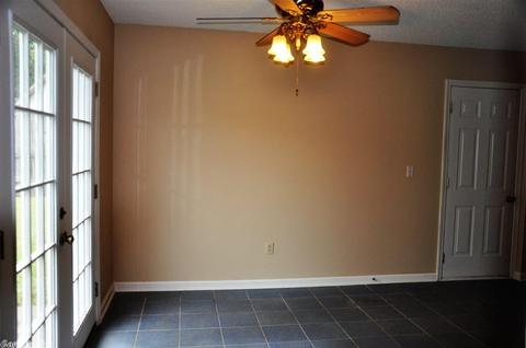 1305 Oakview Cv, Benton, AR 72015 photo 11