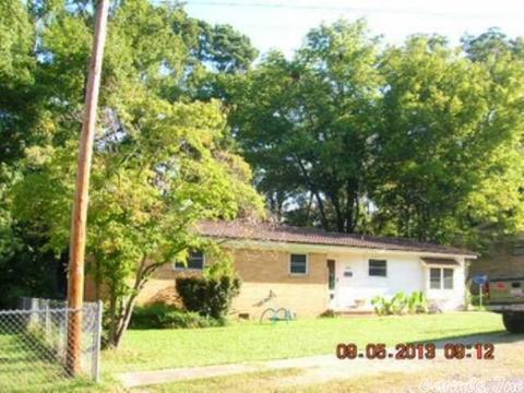 1008 Willow St, Malvern, AR 72104 photo 1