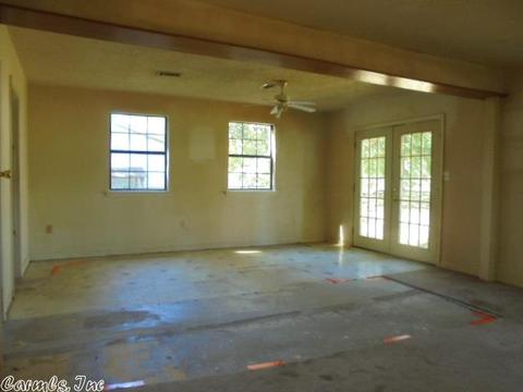 5886 Mcclendon Loop, Benton, AR 72019 photo 8