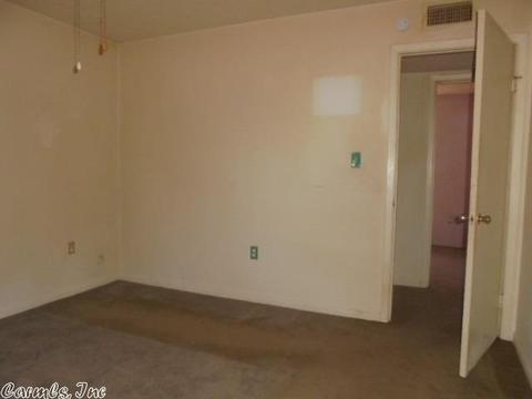 5886 Mcclendon Loop, Benton, AR 72019 photo 11
