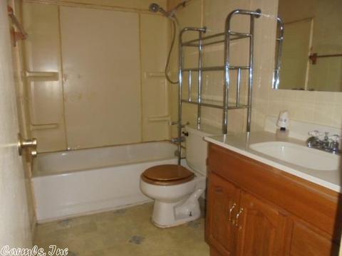 5886 Mcclendon Loop, Benton, AR 72019 photo 12