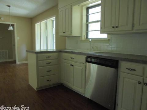 7230 Rustic Cir, Pine Bluff, AR 71603 photo 11