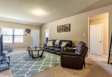3010 Beechwood Dr, Conway, AR 72032 photo 9
