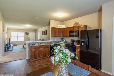 3010 Beechwood Dr, Conway, AR 72032 photo 4