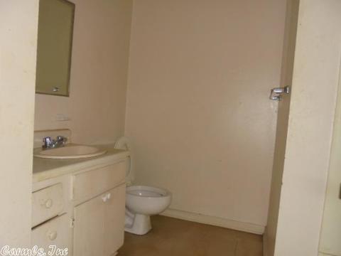 211 Johnson Rd, Benton, AR 72015 photo 6