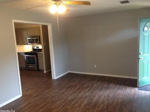 39 Crain Dr, Bryant, AR 72022 photo 7