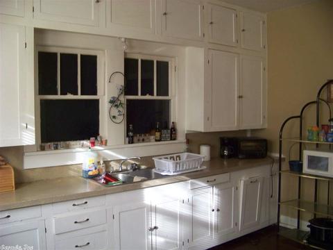 506 Clardy St, Malvern, AR 72104 photo 4