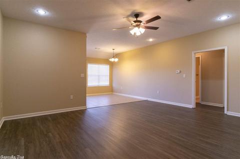 2 Amethyst St, Greenbrier, AR 72058 photo 4