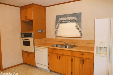 299 Apache, De Queen, AR 71832 photo 4