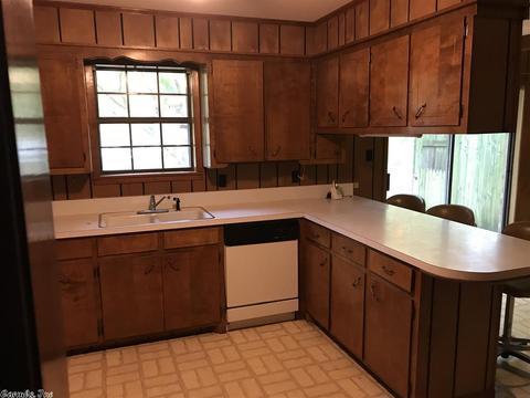1304 Maple, De Queen, AR 71832 photo 4