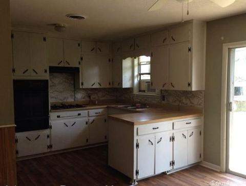 421 Angus St, Conway, AR 72034 photo 3