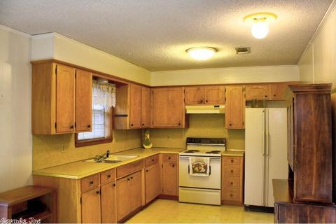 142 Oak Forrest Loop, Searcy, AR 72143 photo 5