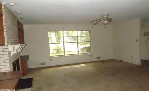 14 King Richard Cv, Pine Bluff, AR 71603 photo 4