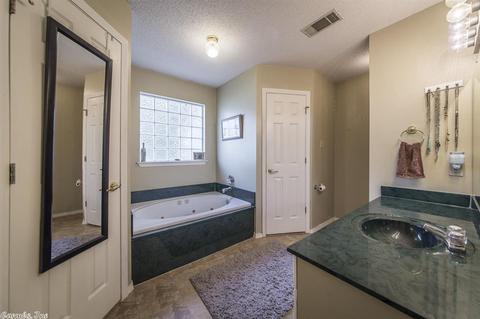 2201 Greenleaf Dr, Bryant, AR 72022 photo 12