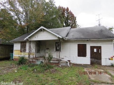 1901 W 27th Ave, Pine Bluff, AR 71603 photo 1