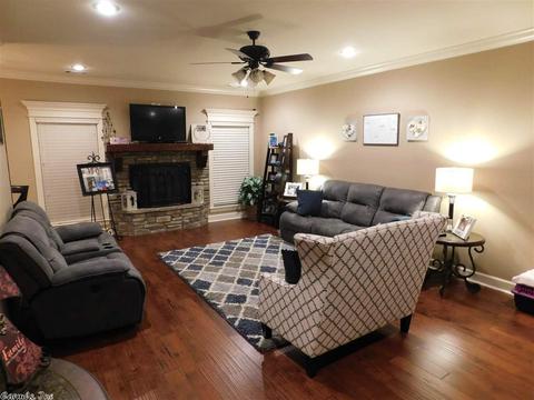 47 Colt Loop, Greenbrier, AR 72058 photo 3