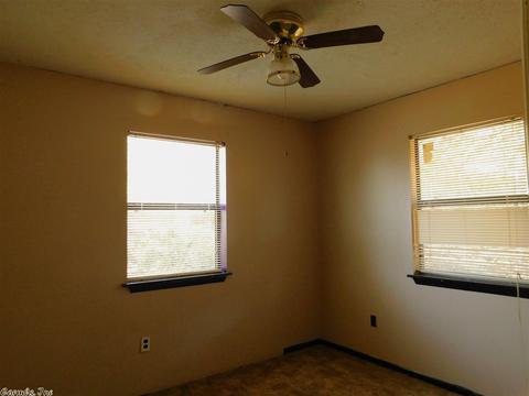 505 Cherry St, Leslie, AR 72645 photo 33
