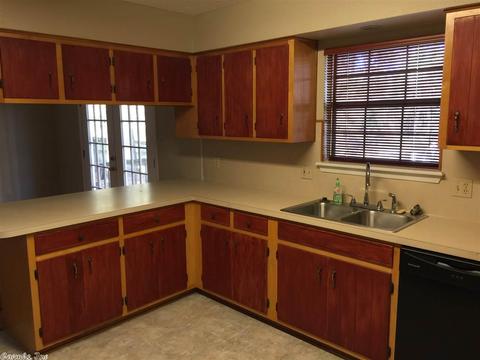 5800 Cedar, Pine Bluff, AR 71603 photo 6